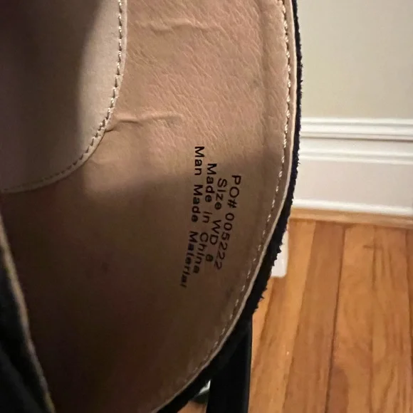 Journee Collection Samara black bootie 8 wide - Picture 5 of 5